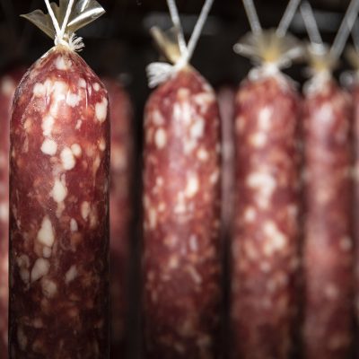 insaccati-di-carne-suino-da-budello-naturale